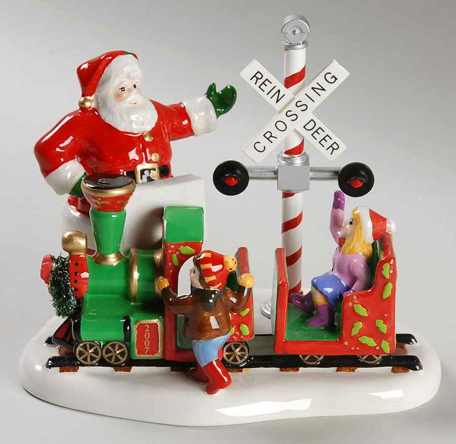 Santa Comes To Town Santa Comes To Town - Boxed by Department 56-1