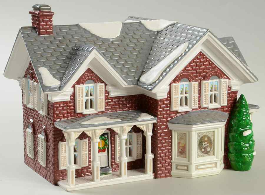 Snow Village Farm House - No Box by Department 56-1