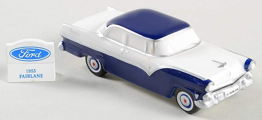 Snow Village 1955 Ford Fairlane-Blue-Set Of 2 - Boxed by Department 56-1