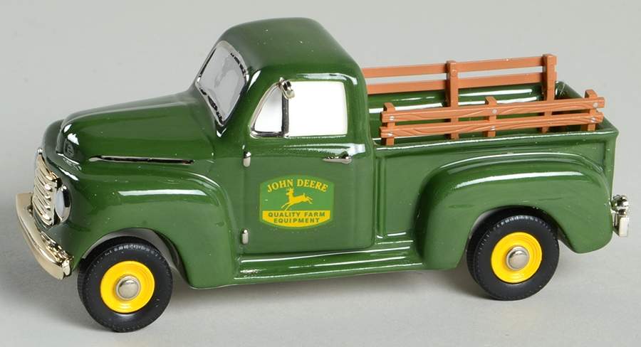 Snow Village 1950 Ford F-1 Pickup - With Box Bx902 by Department 56-1