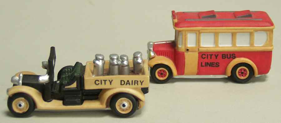 Christmas In The City Transport-City Bus & Milk Truck - Boxed by Department 56-1