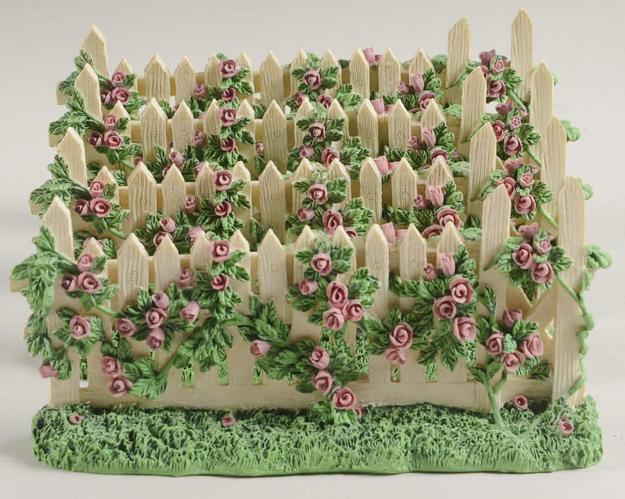 Snowbunnies Garden Picket Fence - Boxed by Department 56-1