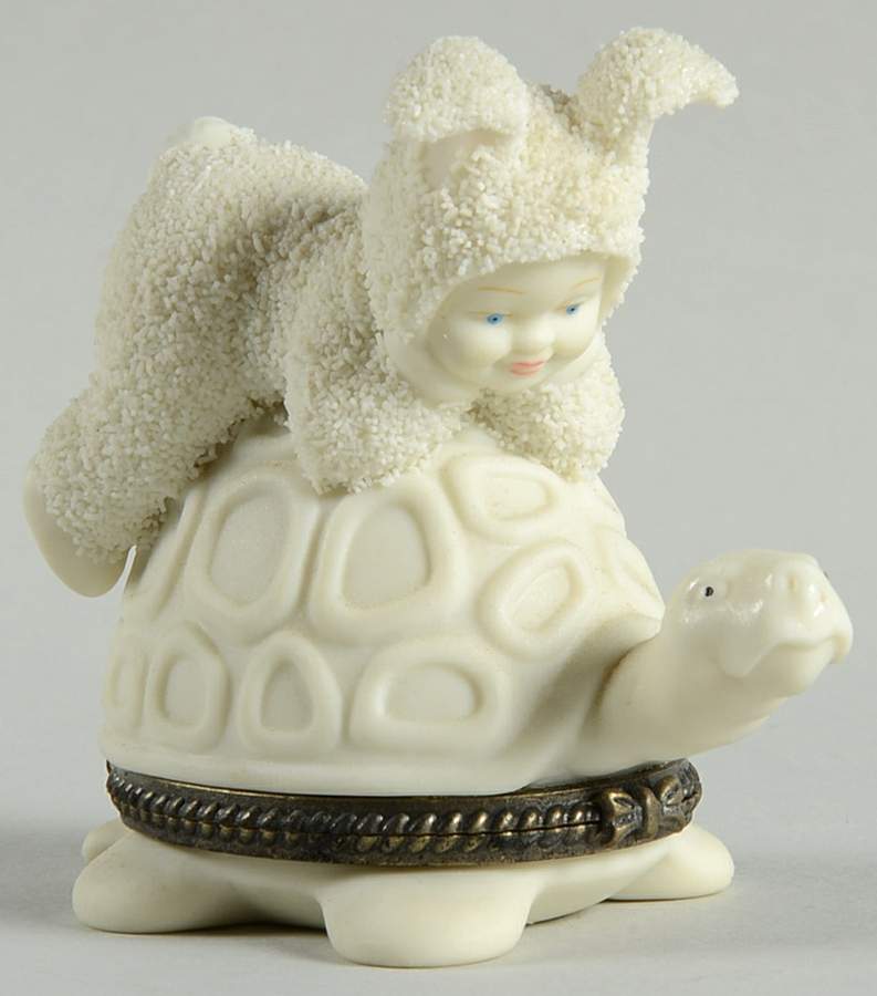 Snowbunnies Piggy Back--Hinged Box - Boxed by Department 56-1