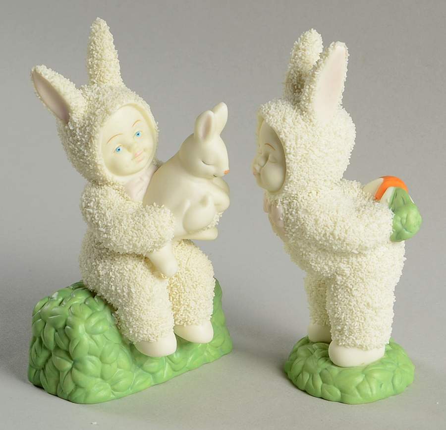 Snowbunnies Kiss Me - Boxed by Department 56-1