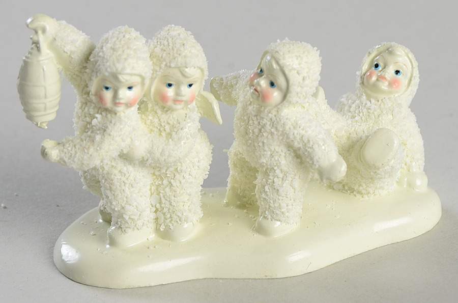 Snowbabies-Miniature Even A Small Light Shines In Darkness - Boxed by Department 56-1