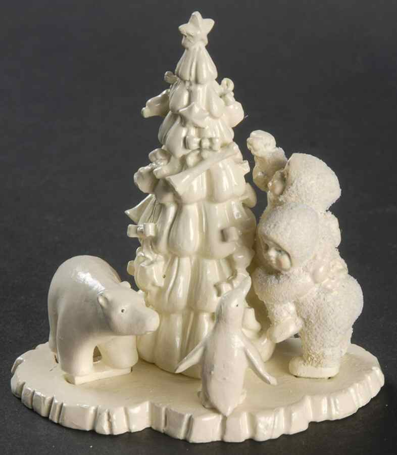 Snowbabies-Miniature Lift Me Higher, I Can't Reach! - Boxed by Department 56-1