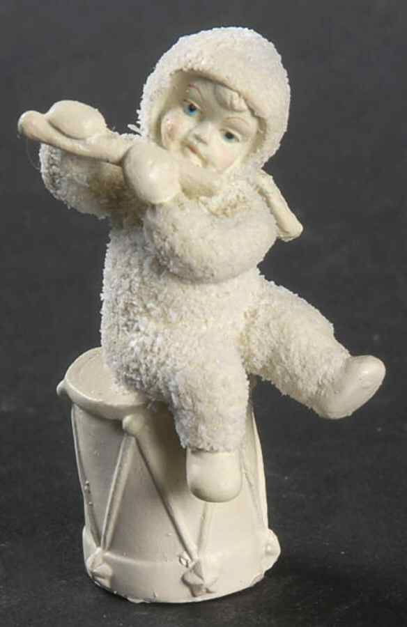 Snowbabies-Miniature I'Ll Play A Christmas Tune - Boxed by Department 56-1