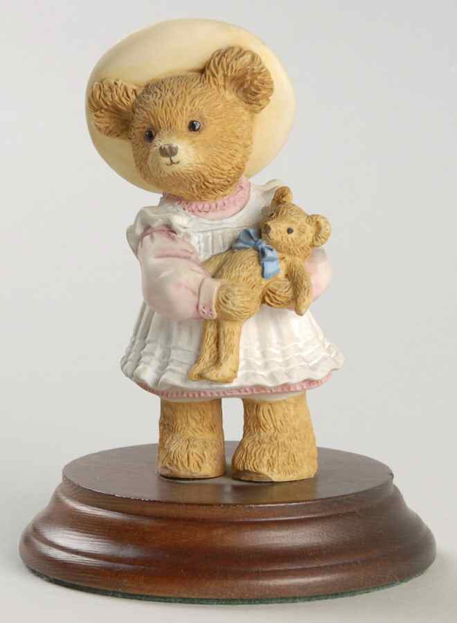The Upstairs Downstairs Bears Alice Bosworth - No Box by Department 56-1
