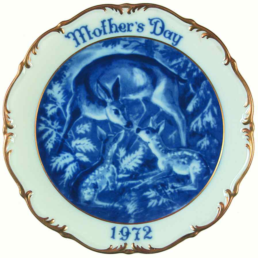 Mother's Day Plate Doe And Fawn - No Box by Dresden (German)-1