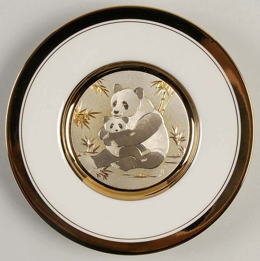 Chokin Art Pandas - No Box by Dynasty Gallery-1