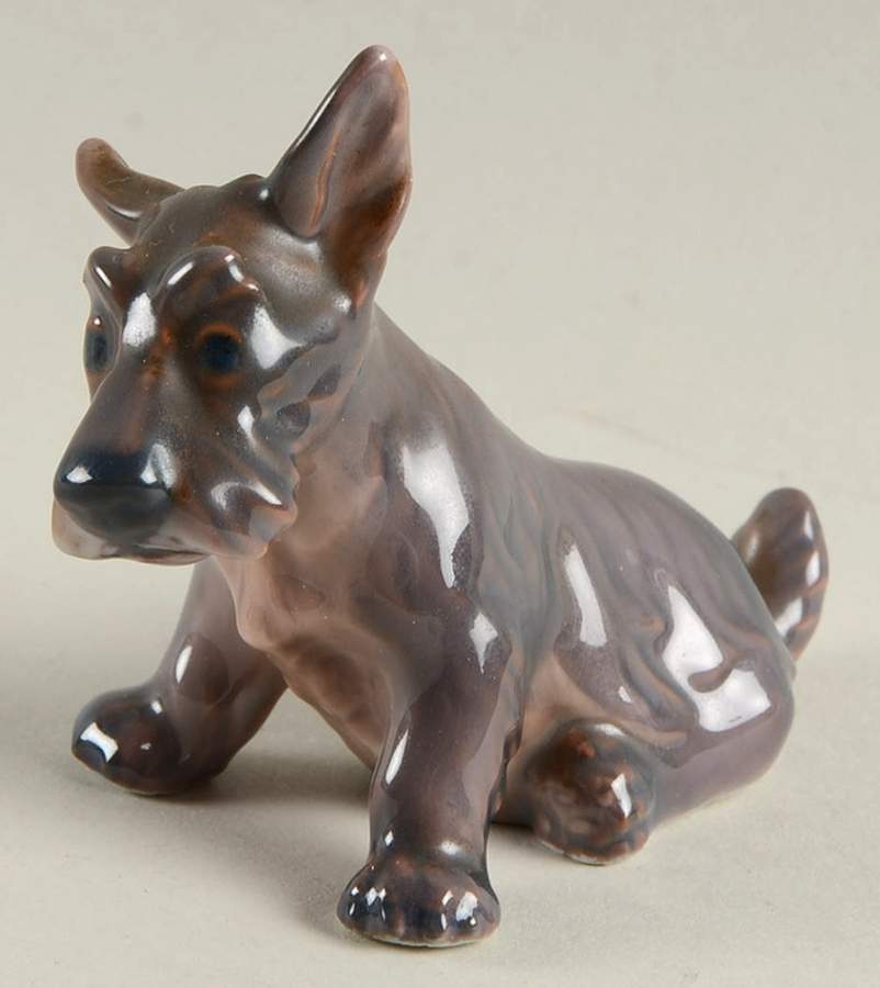 Dahl Jensen Figurine Scottish Terrier Sitting - No Box by Dahl-Jensen-1