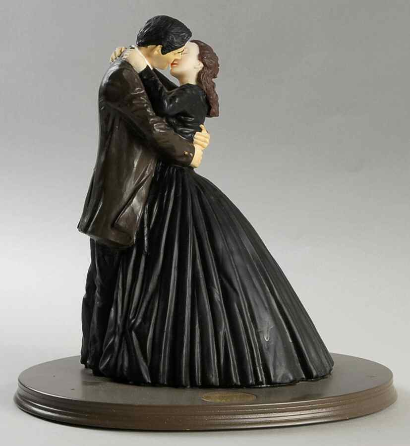 Scarlett & Her Beaus The Kiss - With Box by Dave Grossman-1