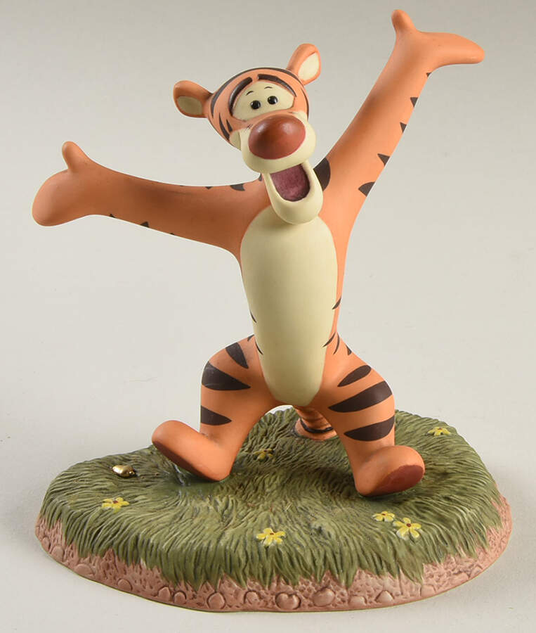 Pooh and Friends-Figurines Congratulations To You-Hoo-Hoo - No Box by Disney-1