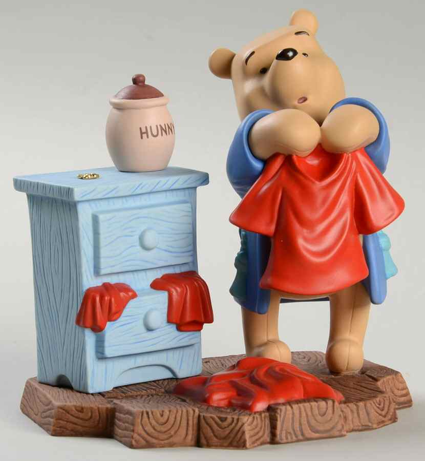 Pooh and Friends-Figurines Have A Red-Shirt-Red Letter Day - Boxed by Disney-1