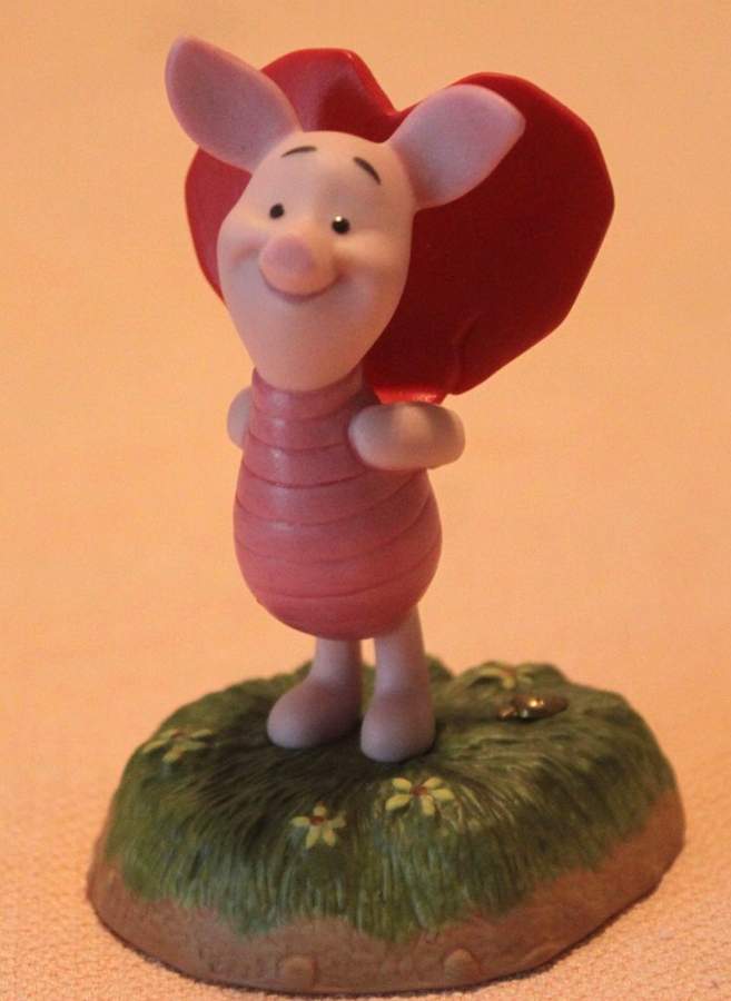 Pooh and Friends-Figurines Big Hearts Come In Small Packages - No Box by Disney-1