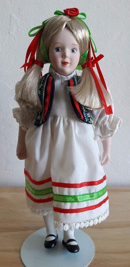 Dolls of The World Poland - Boxed by Danbury Mint-1