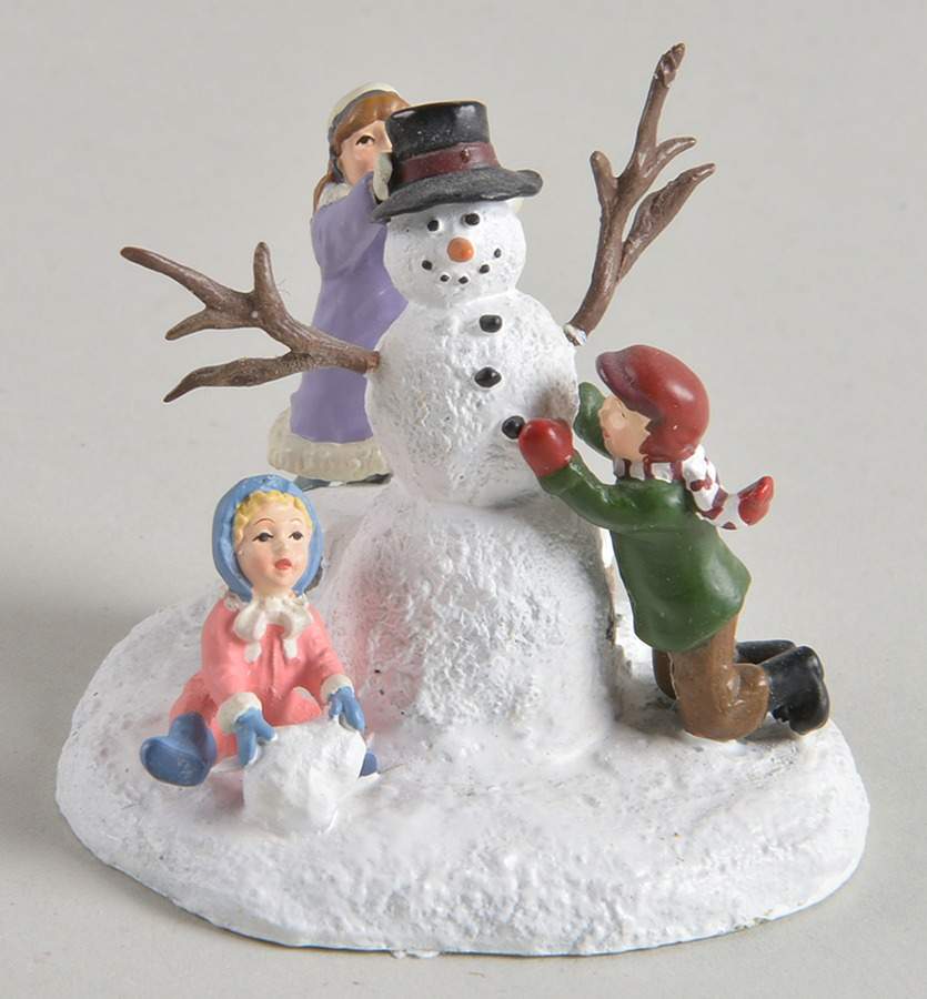 Seasons Bay The First Snow - Boxed by Department 56-1