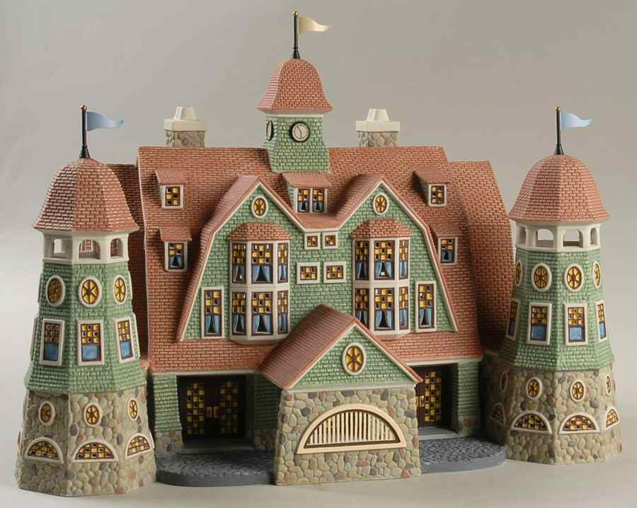 Seasons Bay Grandview Shores Hotel - Boxed by Department 56-1