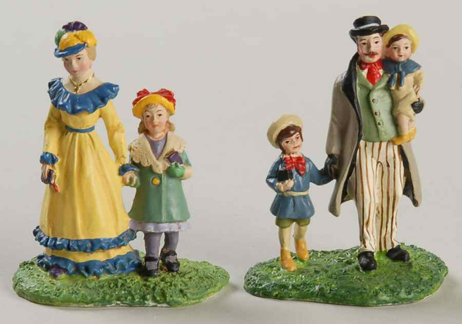 Seasons Bay Sunday Morning At Chapel-Set Of 2 - Boxed by Department 56-1
