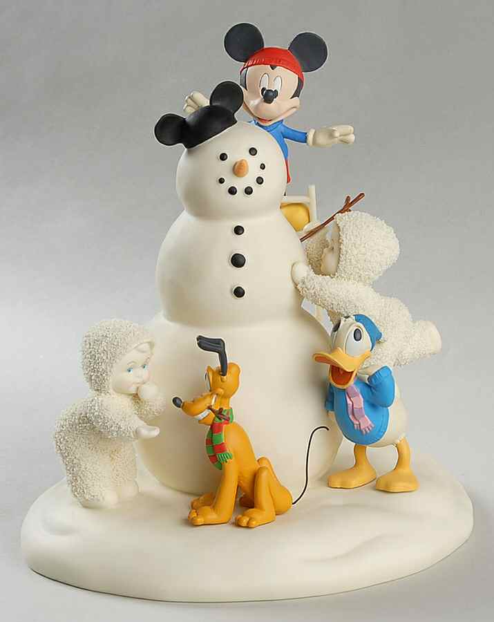 Mickey & Company - Guest Collection Making Snowfriends-Mickey - Boxed by Department 56-1