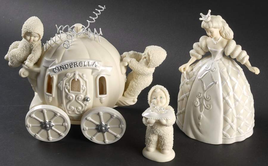 Storybook Characters - Guest Collection Have A Ball-Set Of 3 - Boxed by Department 56-1
