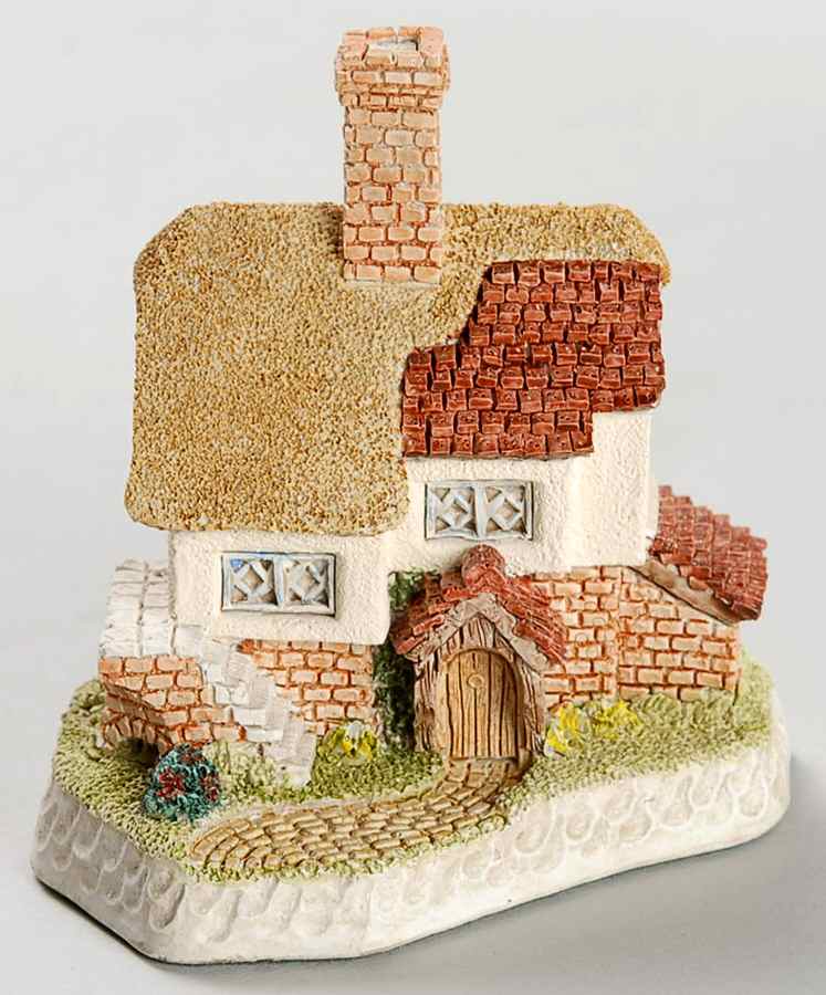 The Pilgrims Way Collection The Serf's Cottage - Boxed by David Winter-1