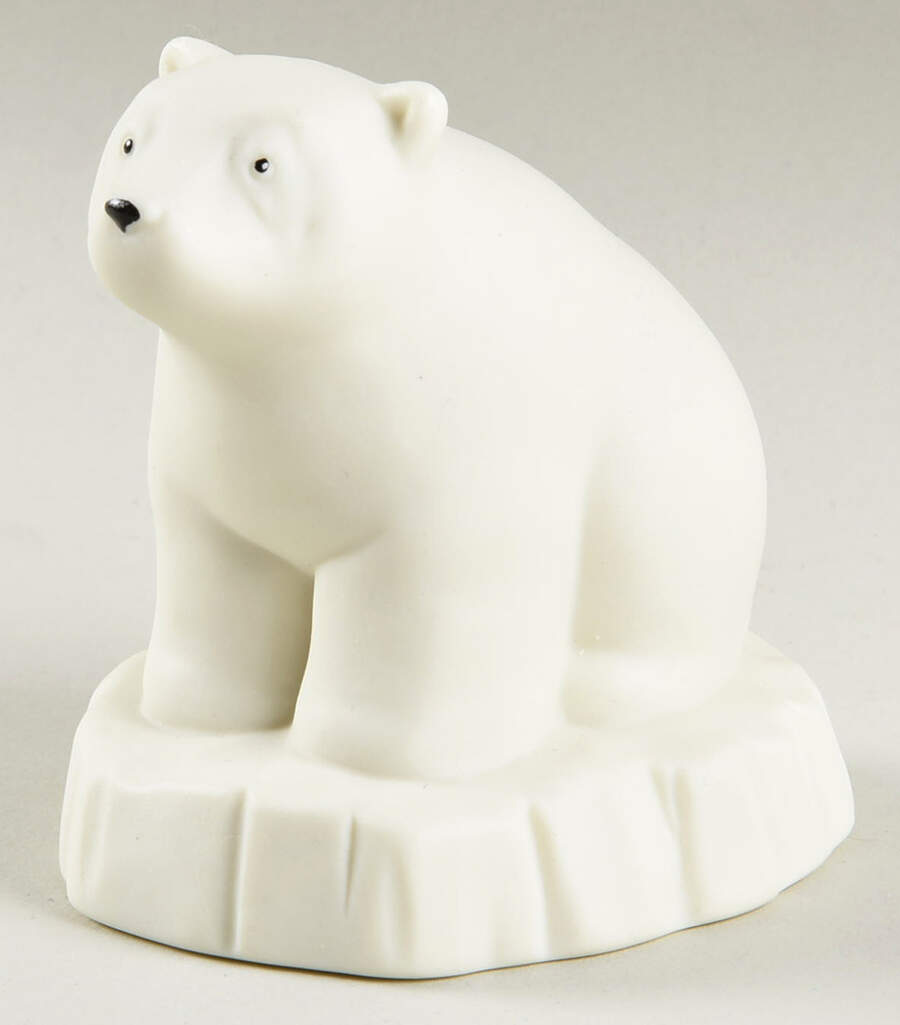 Snowbabies Friendship Club Figurine Nice To Meet You - Bear Cub - No Box by Department 56-1