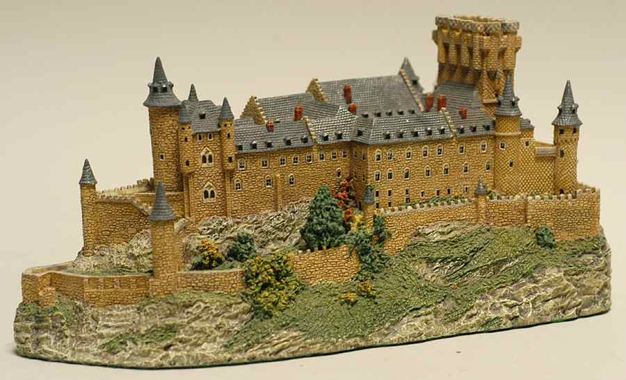 Enchanted Castles Of Europe Alcazar Castle - Boxed by Danbury Mint-1