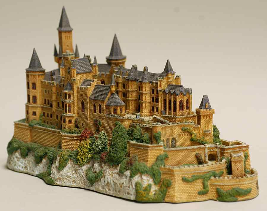 Enchanted Castles Of Europe Hohenzollern - Boxed by Danbury Mint-1