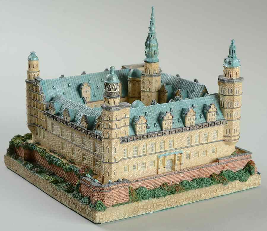 Enchanted Castles Of Europe Kronborg - Boxed by Danbury Mint-1