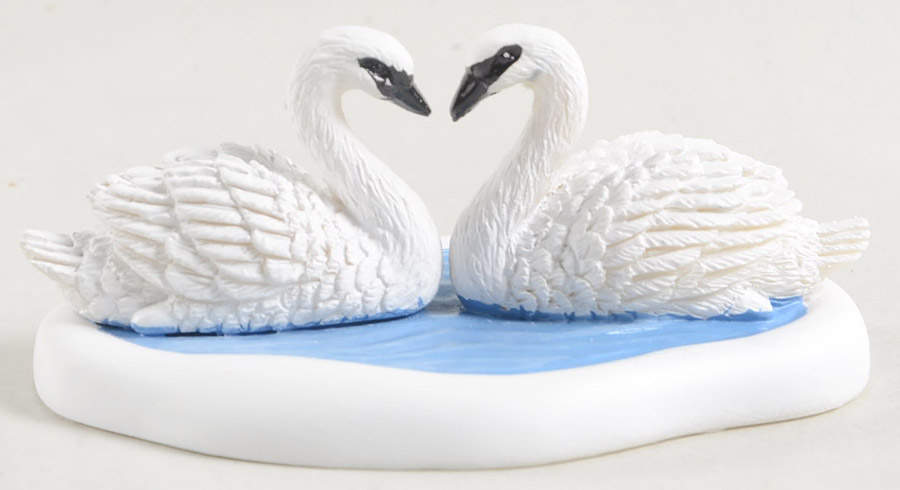 General Village Accessories White Christmas Swans - With Box Bx933 by Department 56-1