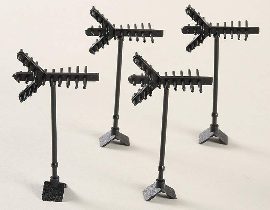 General Village Accessories Television Antenna-Set Of 4 - Boxed by Department 56-1