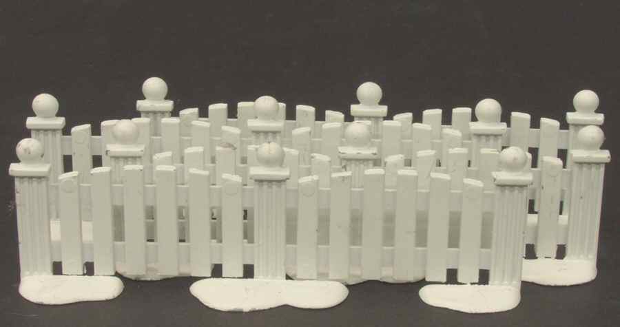 General Village Accessories White Picket Fence - Set Of 4 - Boxed by Department 56-1