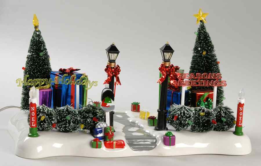 General Village Accessories Christmas Front Yard - Box by Department 56-1