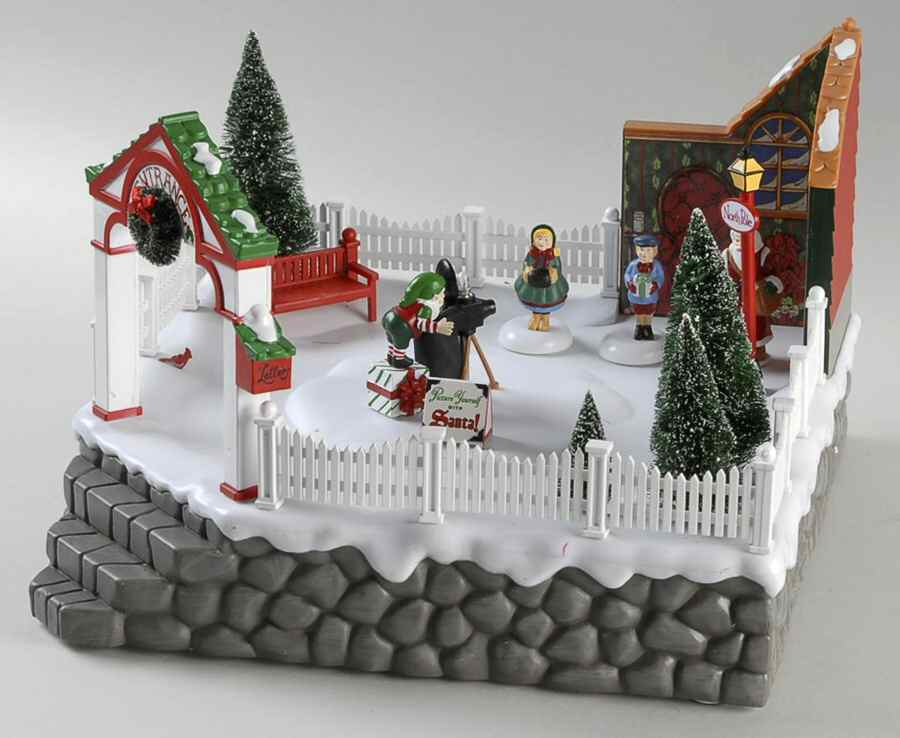 General Animated Accessories Photo With Santa - Boxed by Department 56-1