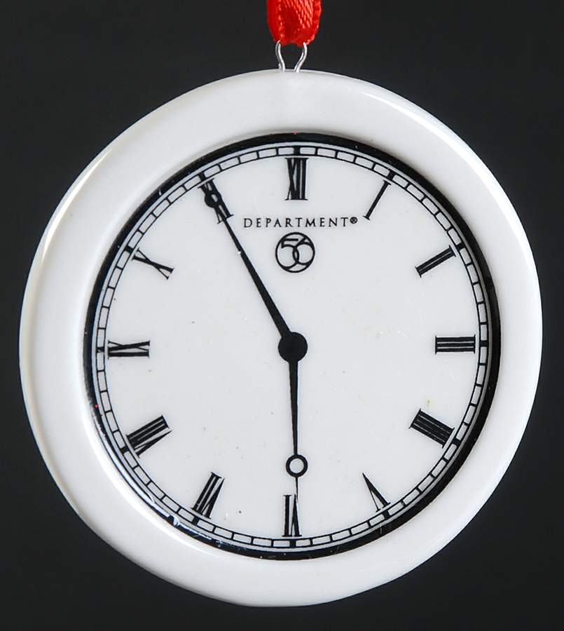 General Village Accessories Hang Tag -- Clock - With Box Bx771 by Department 56-1