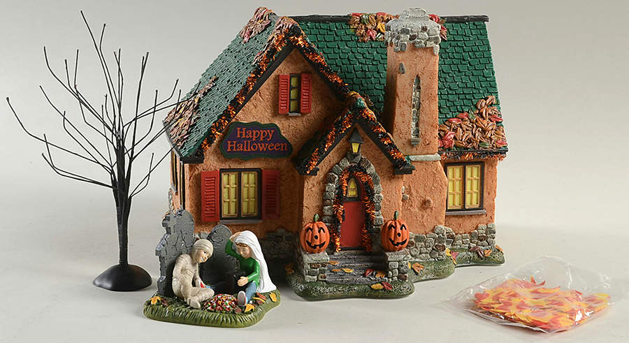 Snow Village Halloween Happy Halloween House - Boxed by Department 56-1
