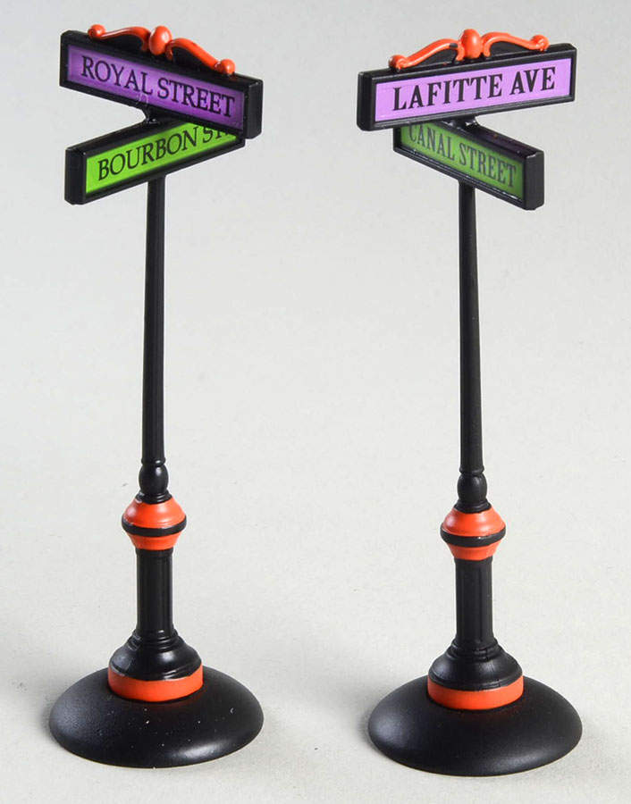 Snow Village Halloween Halloween Festive Signs - With Box Bx655 by Department 56-1