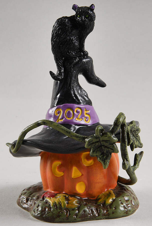 Snow Village Halloween Feline Noir 2025 - With Box Bx770 by Department 56-1