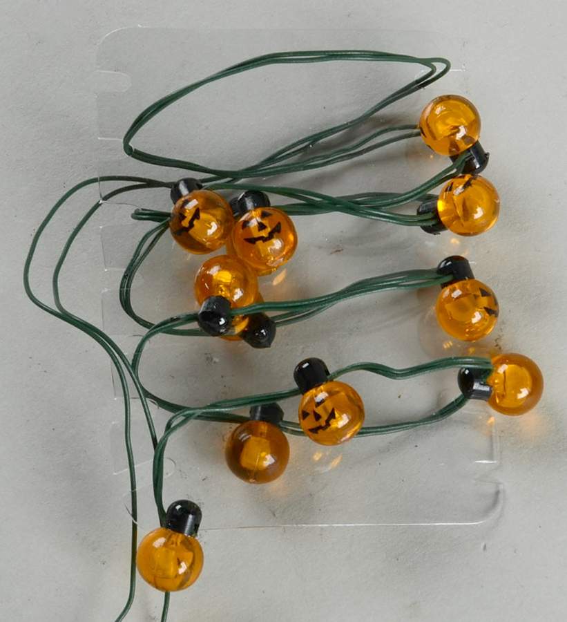Snow Village Halloween Jack-O-Lantern String Of 12 Lights - Boxed by Department 56-1