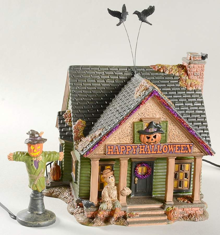 Trick Or Treat Lane - Snow Village Halloween The Scarecrow House - Boxed by Department 56-1