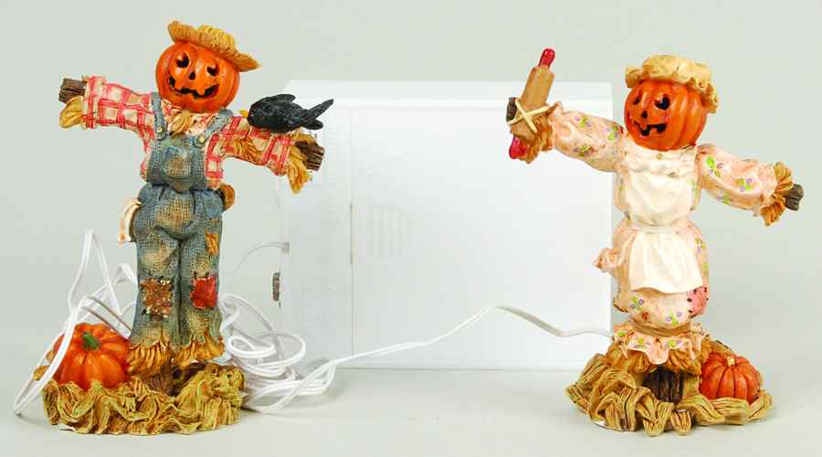 Snow Village Halloween Lighted Halloween Scarecrows - Boxed by Department 56-1