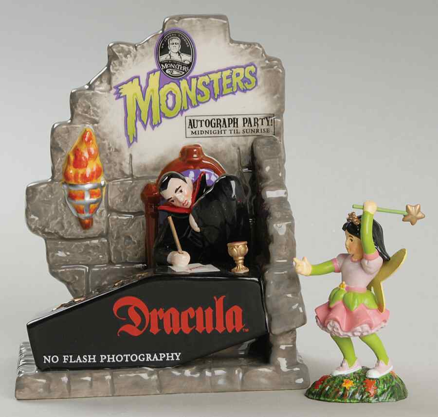 Snow Village Halloween Autographs With Dracula - Boxed by Department 56-1