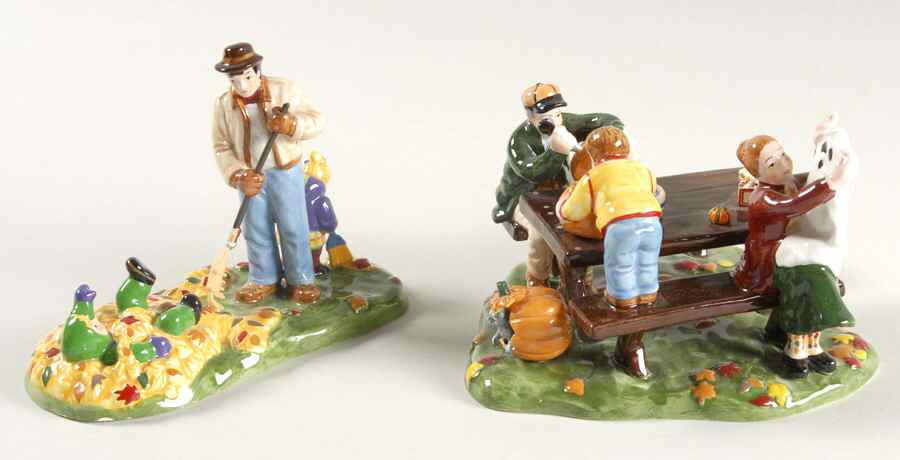 Snow Village Halloween Preparing For Halloween-Set Of 2 - Boxed by Department 56-1