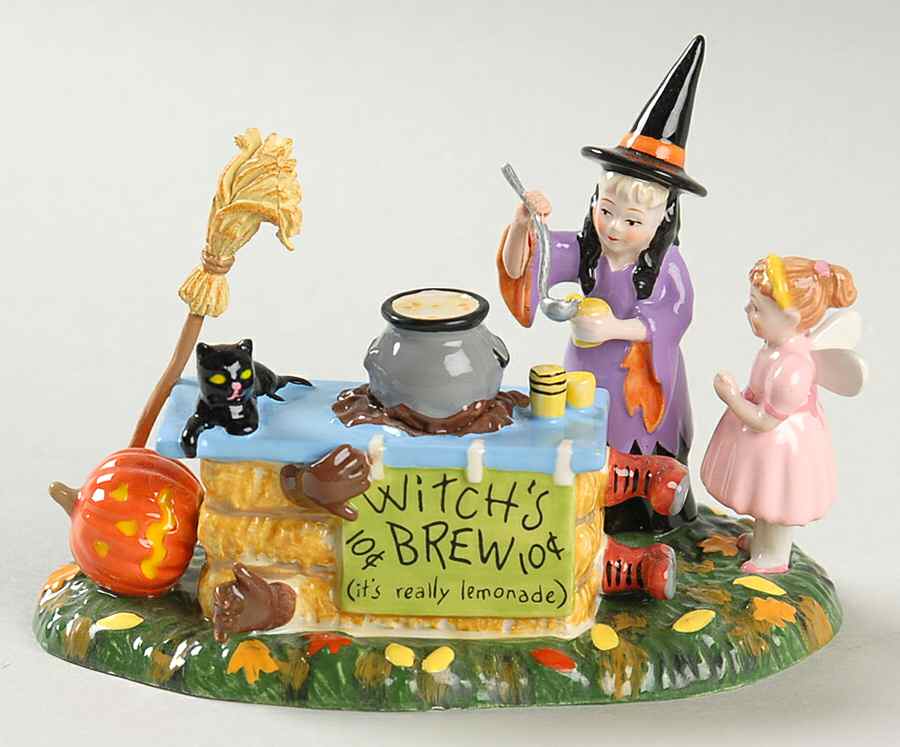 Snow Village Halloween Spooky Lemonade Stand - Boxed by Department 56-1