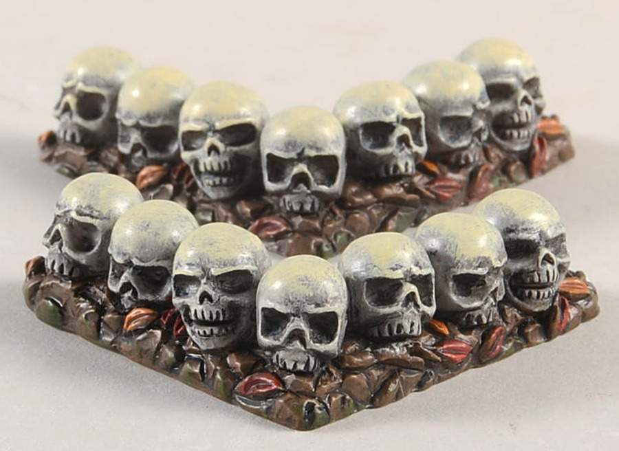 Snow Village Halloween Row Of Skulls Curved - Boxed by Department 56-1