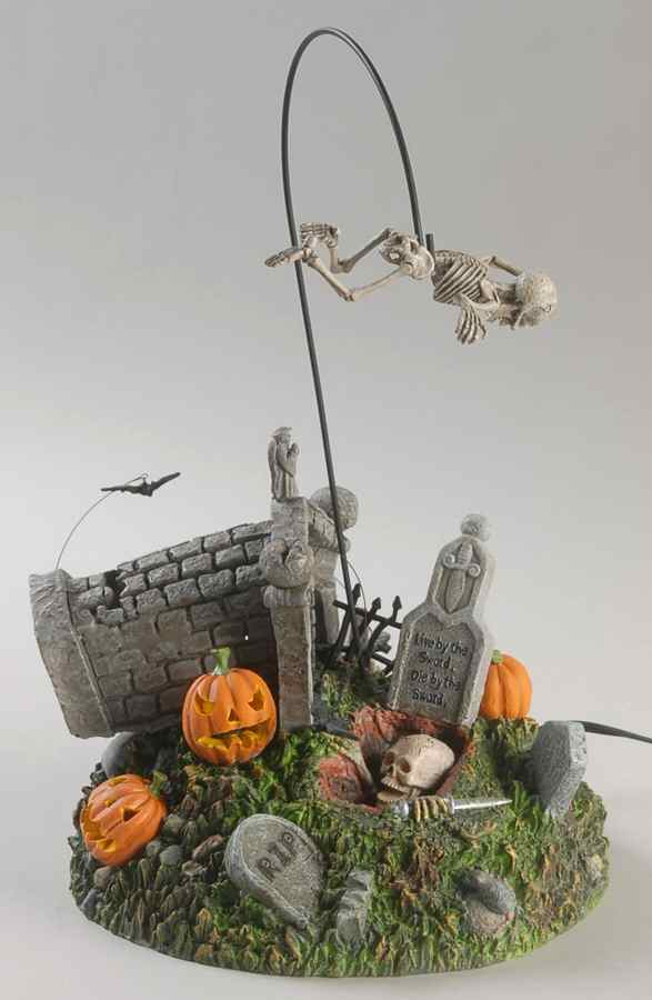 Snow Village Halloween Escape From The Crypt - Boxed by Department 56-1