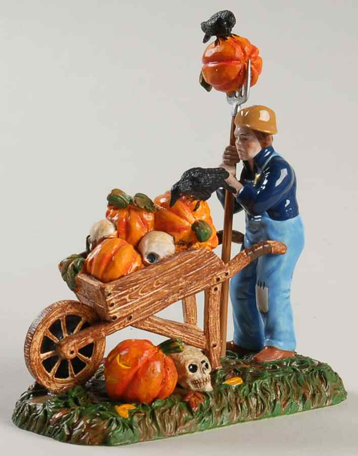 Snow Village Halloween Haunted Harvest - Boxed by Department 56-1