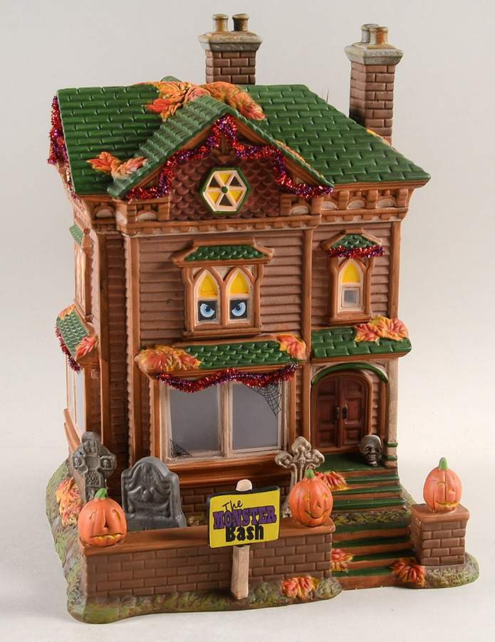 Trick Or Treat Lane - Snow Village Halloween Monster Mash Party House - Boxed by Department 56-1