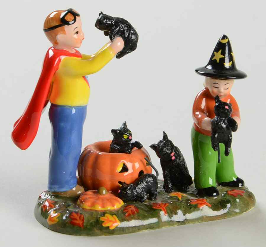 Snow Village Halloween Halloween Kittens-10th Anniv - With Box by Department 56-1
